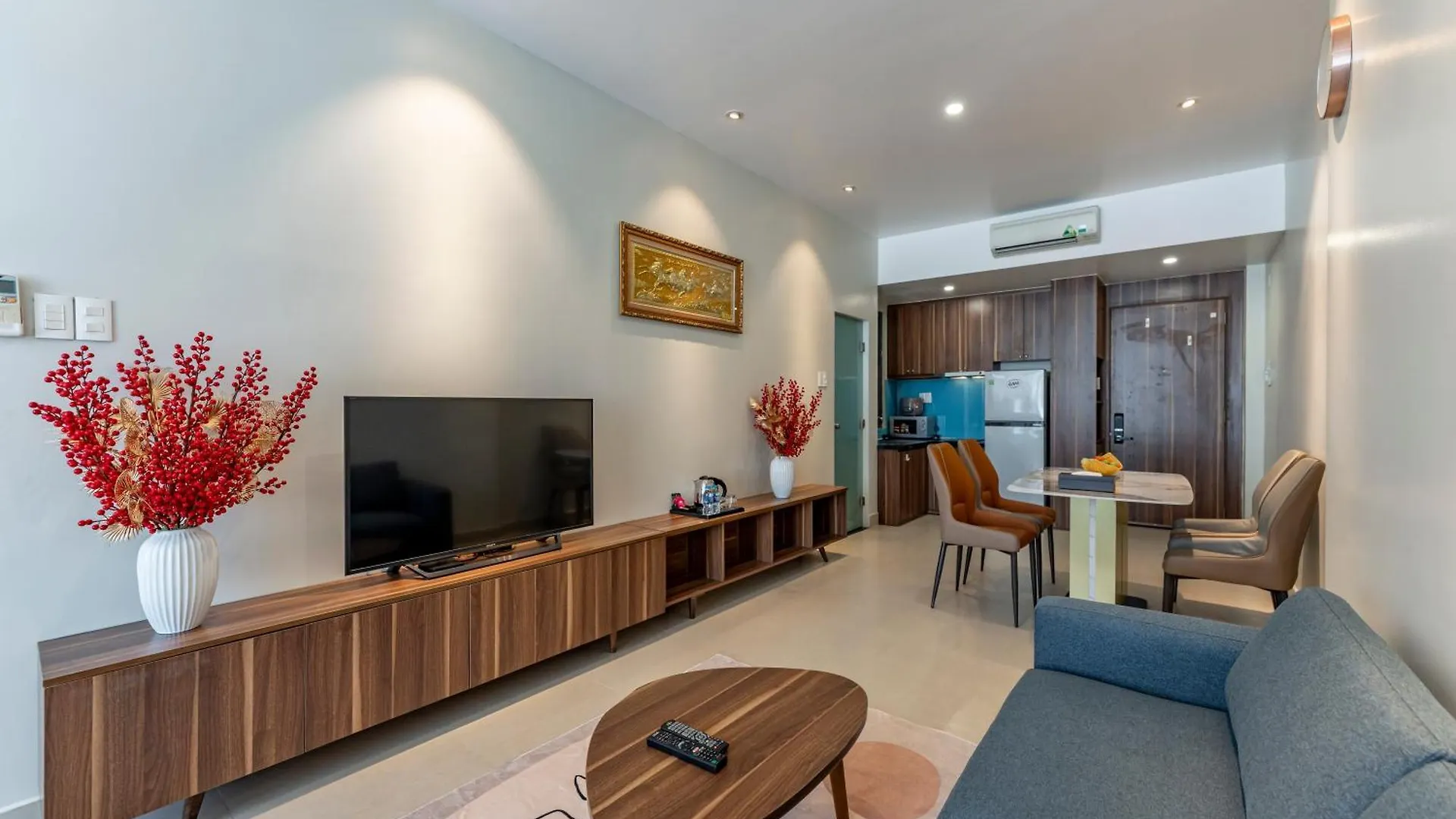 Aparthotel Thanh Long Hotel - Apartment Ho Chi Minh City